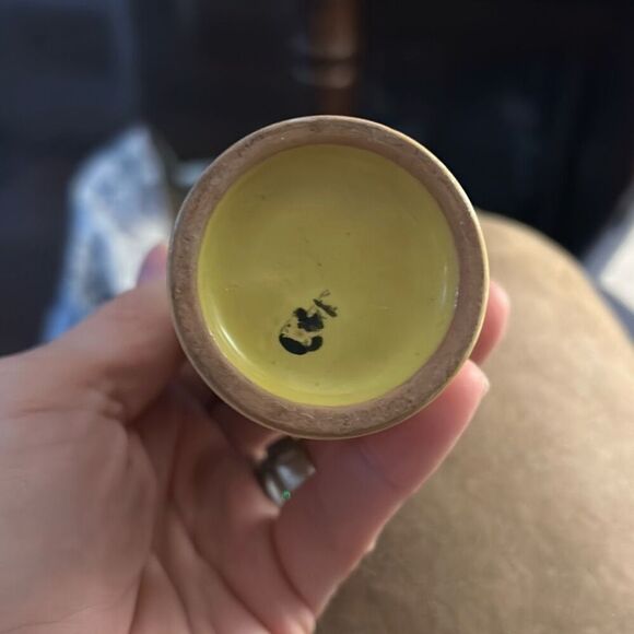 Vintage 4” Cylinder Vase Bright Yellow with Orange Flower. - Picture 5 of 6